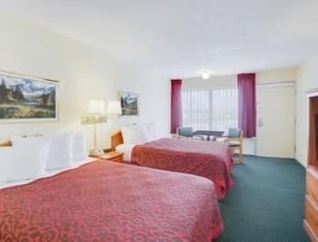 Double Room, 2 Double Beds, Smoking