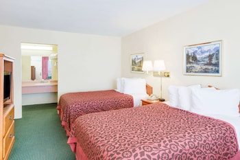 Double Room, 2 Double Beds, Smoking
