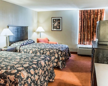 Room, 2 Queen Beds, Non Smoking