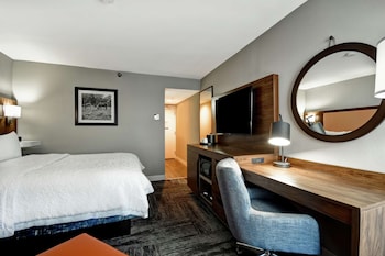 One Queen Bed, Non-Smoking