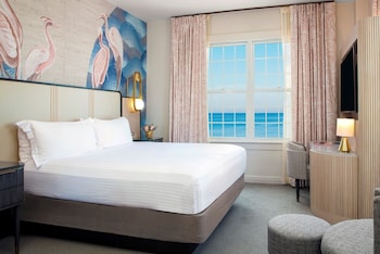 Grand Room, 1 King Bed
