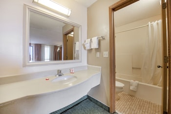 Deluxe Room, 2 Double Beds
