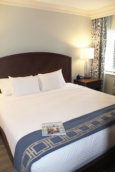 One Bedroom King Suite