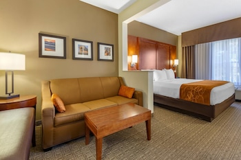 Suite, Multiple Beds, Non Smoking (Upgrade)