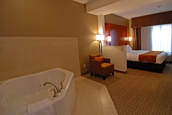 Suite, 1 King Bed, Non Smoking (Upgrade)