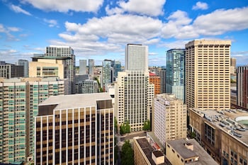 Deluxe Room, 2 Double Beds, City View (Mobility Accessible, Roll-In Shower)