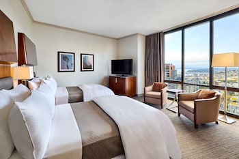 Room, 2 Double Beds (Mobility/Hearing Accessible, Tub)