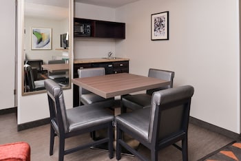 Suite, 1 King Bed, Accessible (Mobility, Roll-In Shower)