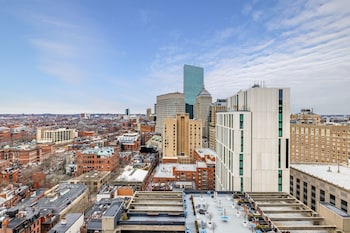 Premier Room, 2 Queen Beds (Skyline View)