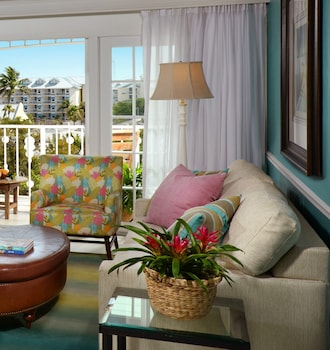 Junior Suite Partial Ocean View