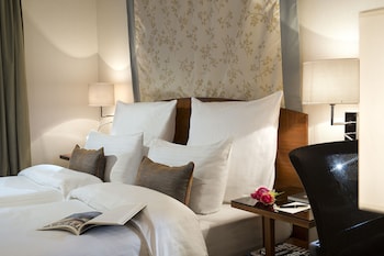 Premium Twin Room, 2 Twin Beds, Bathtub