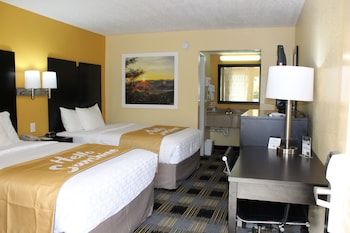 Double Room, 2 Double Beds