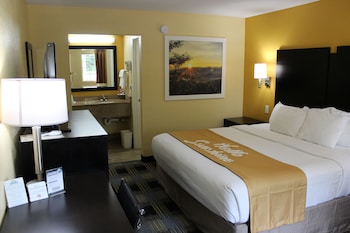 Standard Room, 1 King Bed