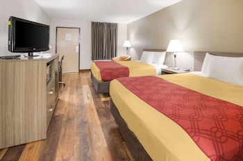 Standard Room, 2 Queen Beds, Non Smoking