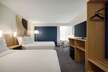 Room, 2 Queen Beds, Accessible (Hearing)