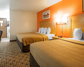 Standard Room, 2 Queen Beds, Non Smoking