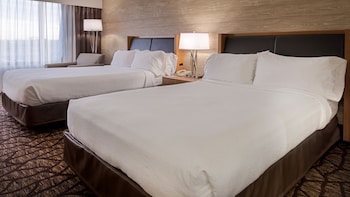 Standard Room, 2 Double Beds, Accessible (Roll-In Shower)