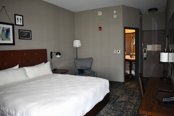 Traditional Room, 1 King Bed