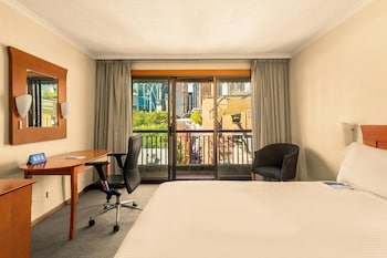 Accessible Queen Room