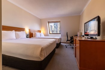 Two Double Beds with Harbour Views