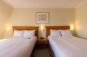 Two Double Beds with Harbour Views