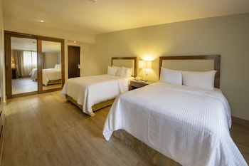 Junior Suite 2 Double Beds