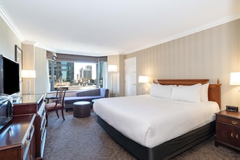 Standard Room, 1 King Bed