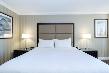 Premium Room, 1 King Bed (Top Floors)