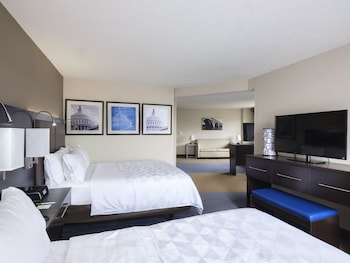 Standard Room, 2 Queen Beds (Communications)