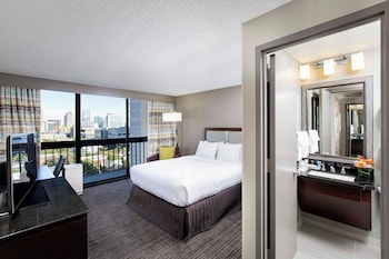 Standard Room, 1 Queen Bed