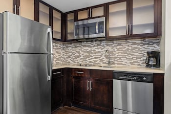 Studio Suite, 1 Bedroom, Kitchen
