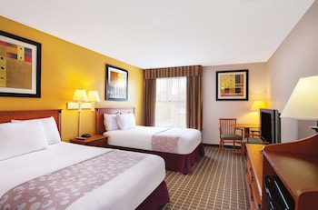 Room, 2 Queen Beds, Non Smoking
