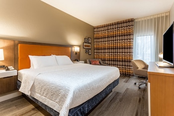 Standard Room, 1 King Bed