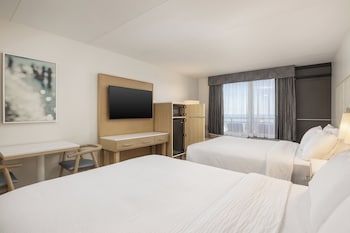 Standard Room, 2 Queen Beds, Ocean View (Microwave)