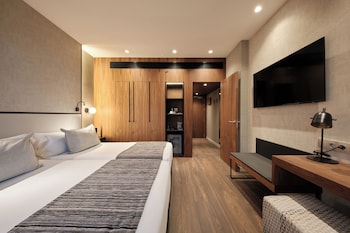 Double Room Single Use (Square View)