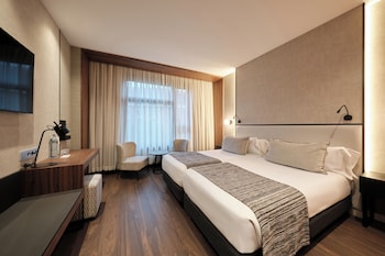 Double Room Single Use (Square View)
