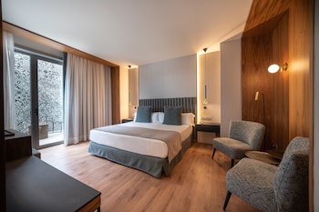 Junior Room, Terrace (Suite, Single Use)