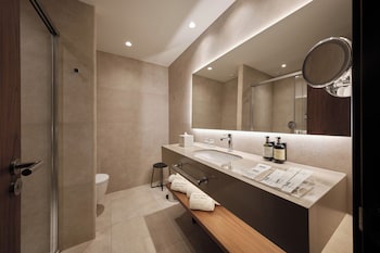 Double Room Single Use (Square View)
