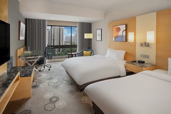 Deluxe Room, 2 Twin Beds (Walk-In Shower)