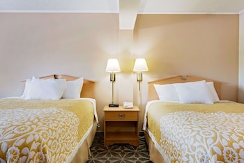 Room, 2 Double Beds, Non Smoking