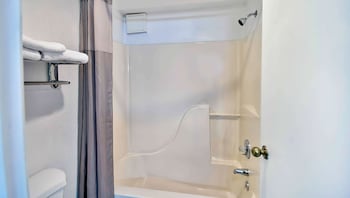 Deluxe Room, 2 Queen Beds, Smoking, Refrigerator & Microwave
