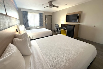 Room, 2 Queen Beds, Accessible, Non Smoking (Room, 2 Queen Beds, Accessible, NoPet)