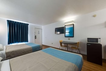 Standard Room, 2 Double Beds, Non Smoking