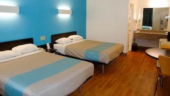 Standard Room, 2 Double Beds, Non Smoking
