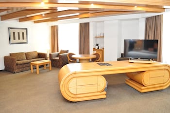 Junior Room