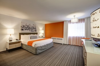 Deluxe Room, 1 King Bed