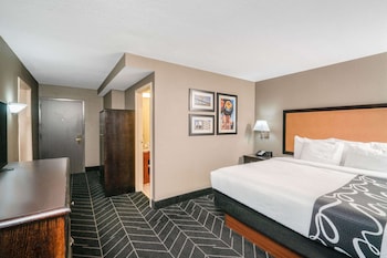 Family Suite, 1 King Bed, Non Smoking