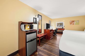 Standard Room, 2 Queen Beds, Non Smoking, Refrigerator & Microwave