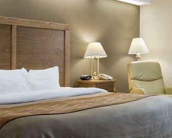 Suite, 1 King Bed, Non Smoking