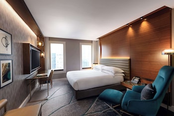 Deluxe Room, 1 King Bed